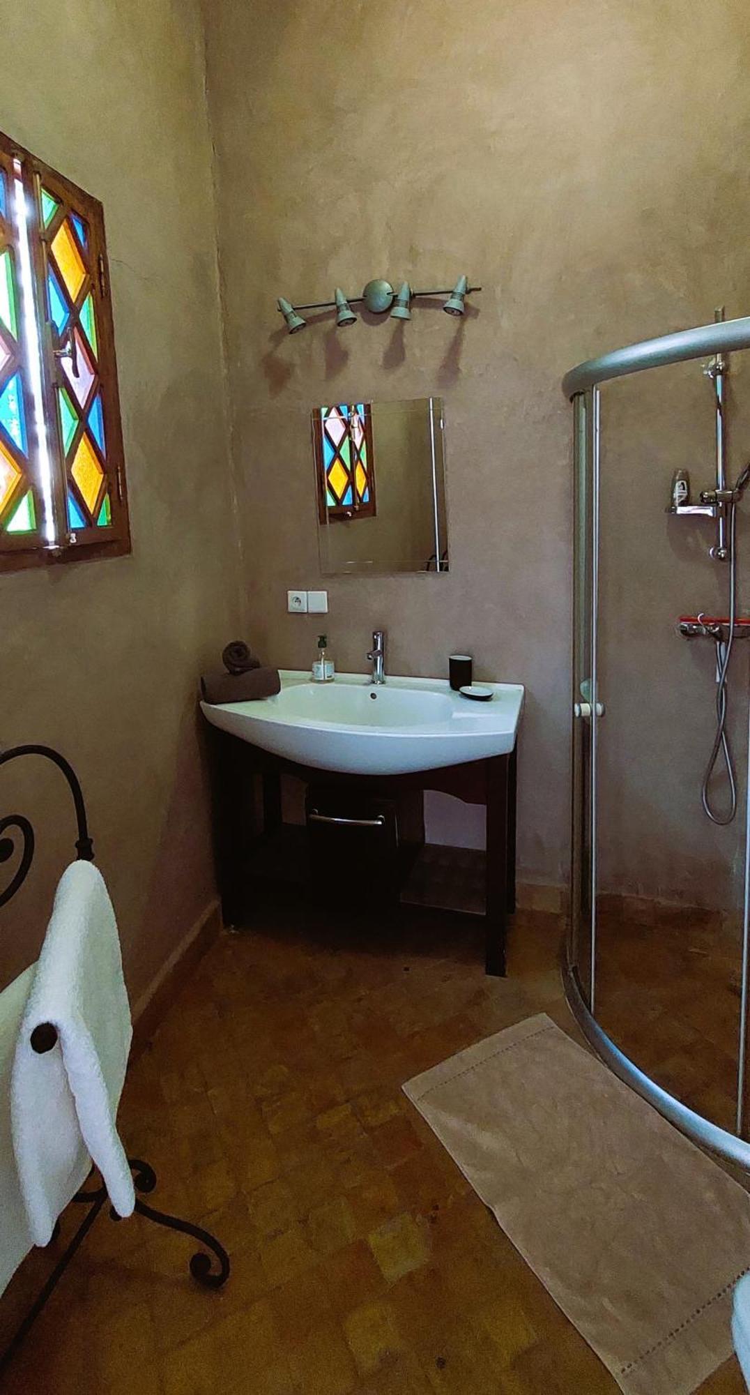 Riad Ramzi Heddad Bagian luar foto